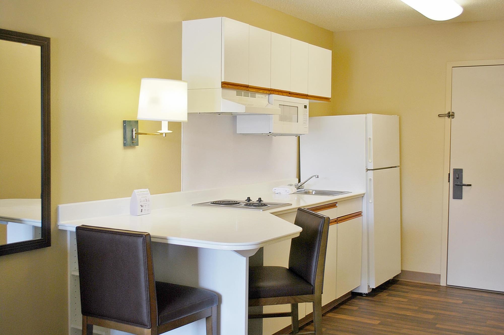 Extended Stay America Suites - Kansas City - Country Club Plaza Экстерьер фото
