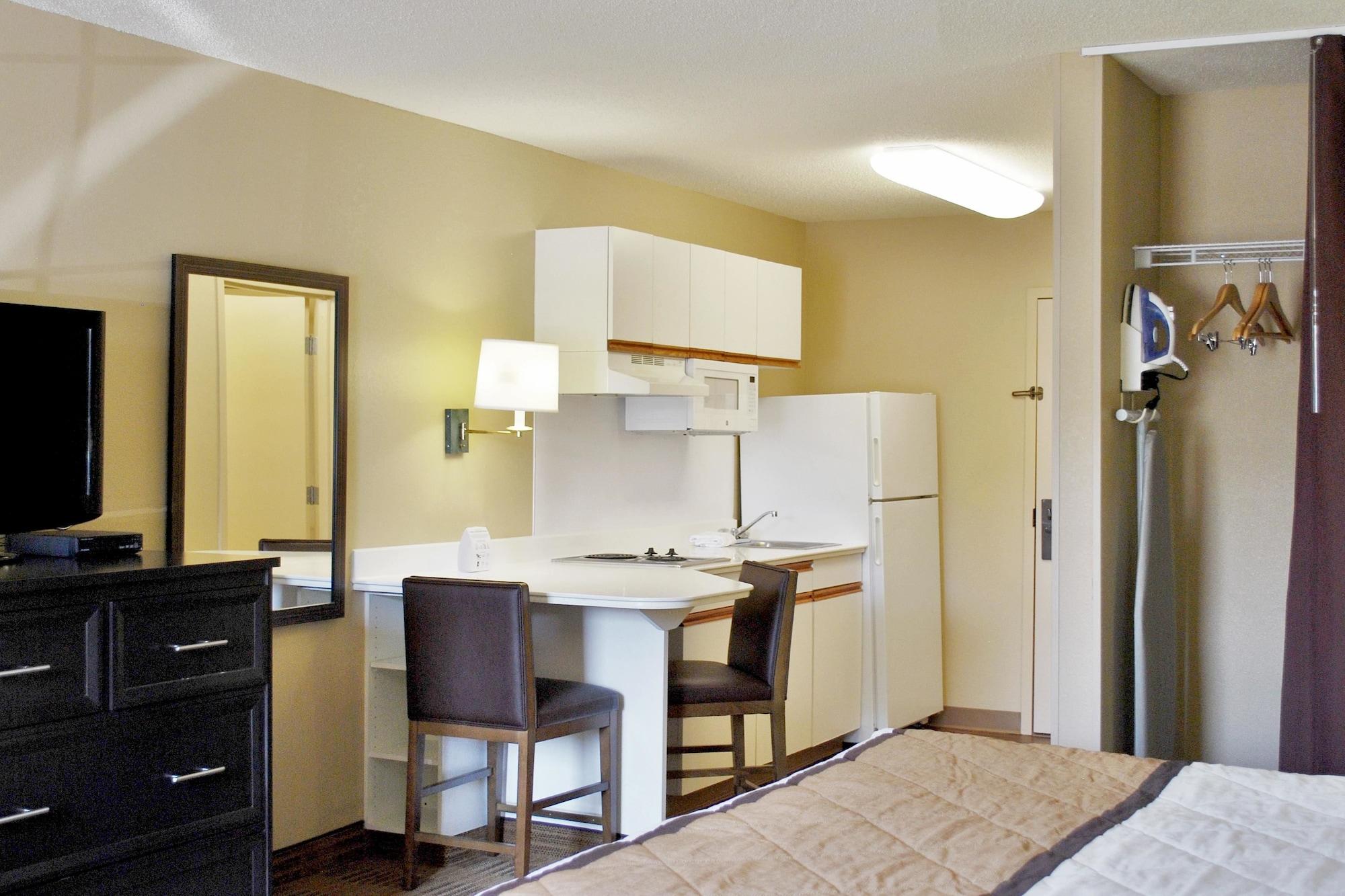 Extended Stay America Suites - Kansas City - Country Club Plaza Экстерьер фото