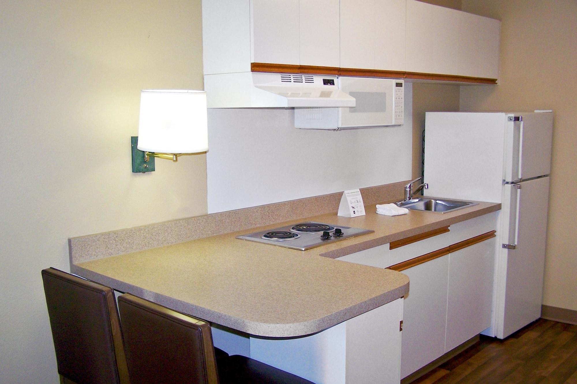 Extended Stay America Suites - Kansas City - Country Club Plaza Экстерьер фото