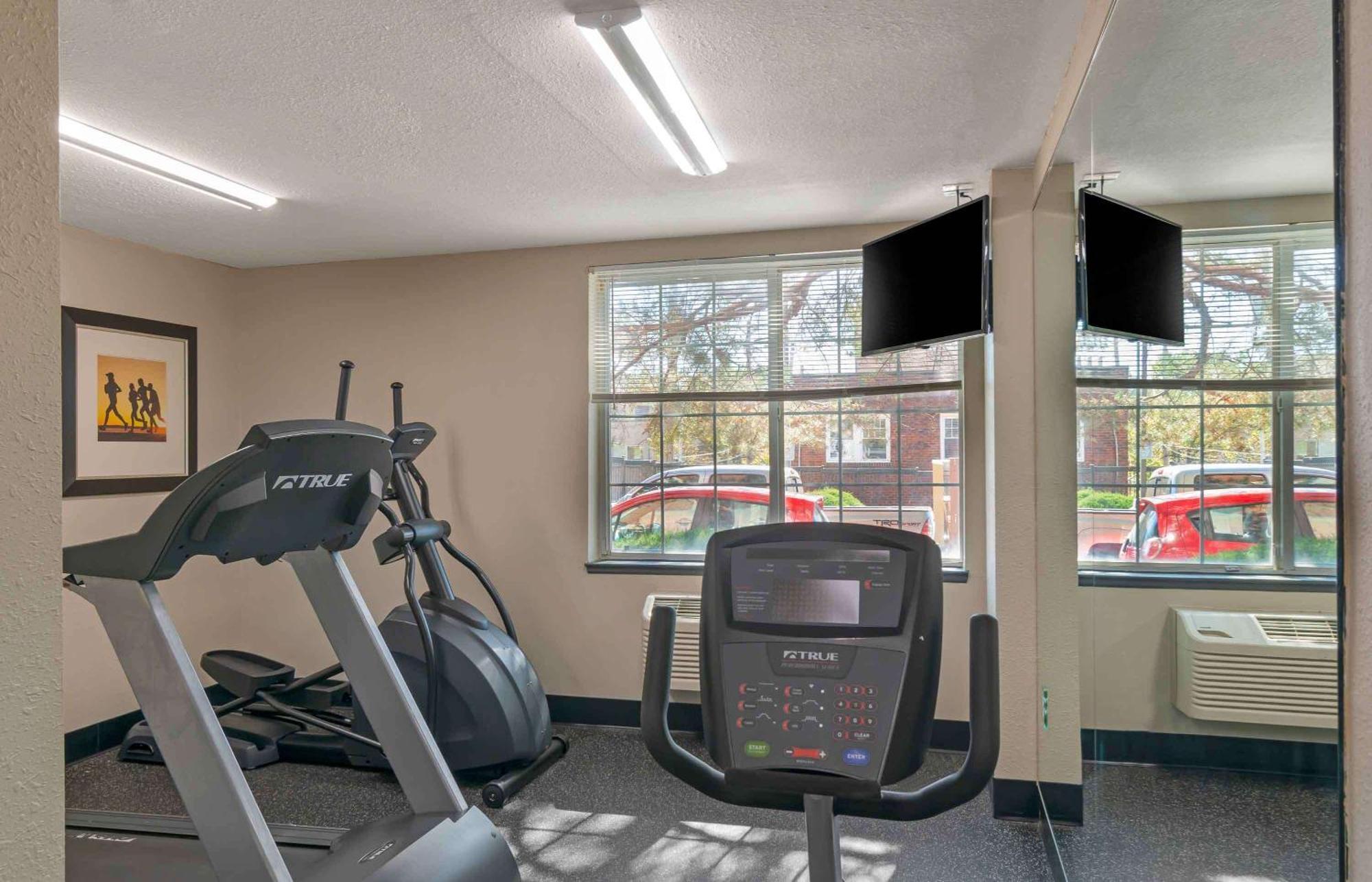 Extended Stay America Suites - Kansas City - Country Club Plaza Экстерьер фото