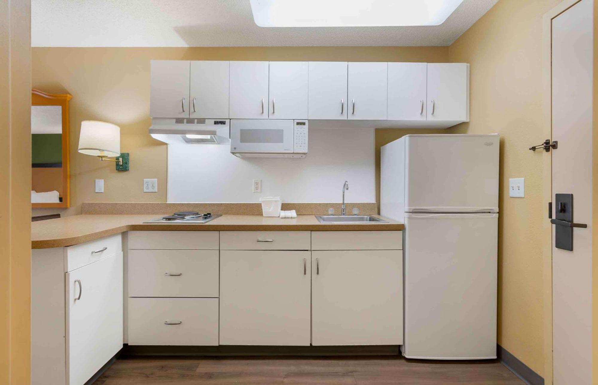 Extended Stay America Suites - Kansas City - Country Club Plaza Экстерьер фото