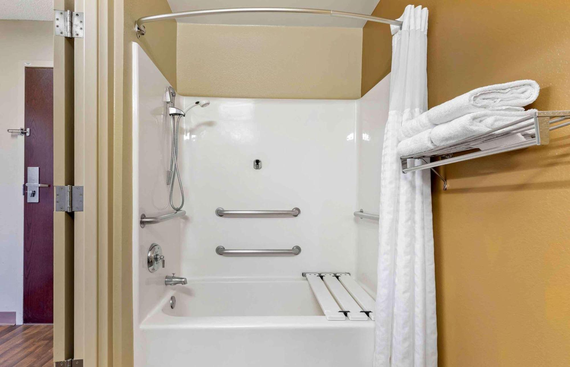 Extended Stay America Suites - Kansas City - Country Club Plaza Экстерьер фото