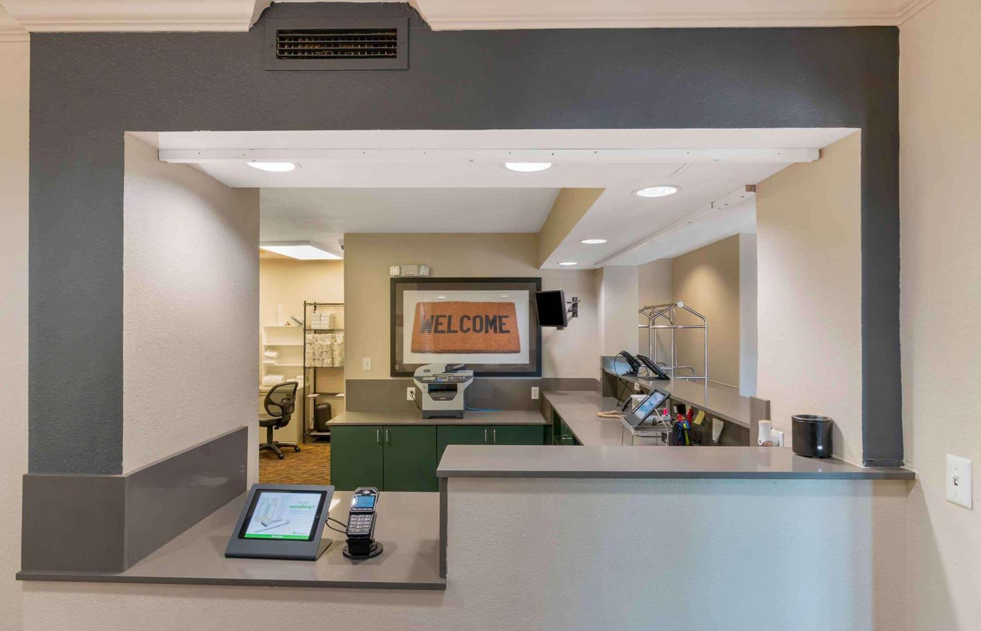 Extended Stay America Suites - Kansas City - Country Club Plaza Экстерьер фото