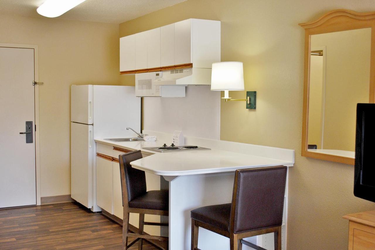 Extended Stay America Suites - Kansas City - Country Club Plaza Экстерьер фото